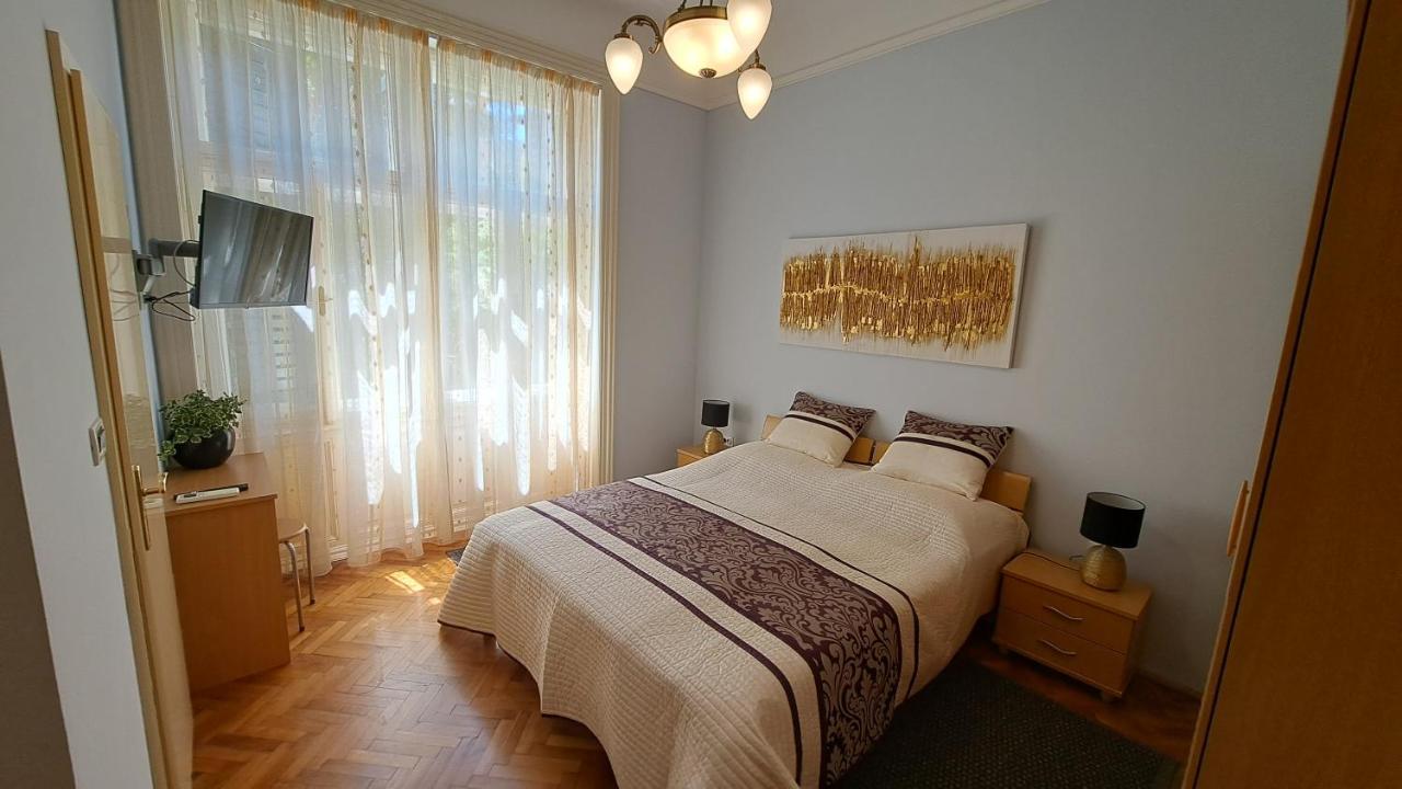 Apartmani Belsito Ловран Экстерьер фото