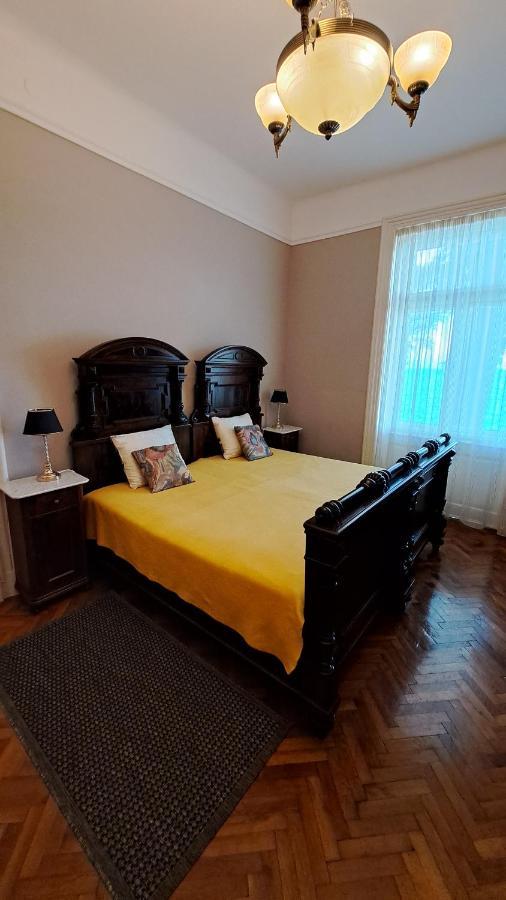 Apartmani Belsito Ловран Экстерьер фото