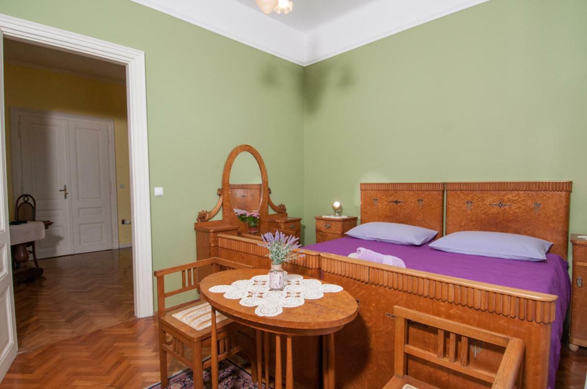 Apartmani Belsito Ловран Экстерьер фото